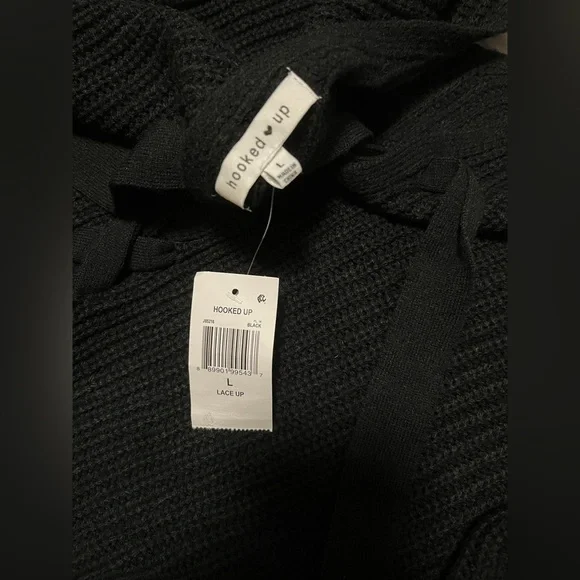 Hooked Up Women’s Black Large Lace Up Chunky Knit Long Sleeves Sweater - Picture 5 of 8